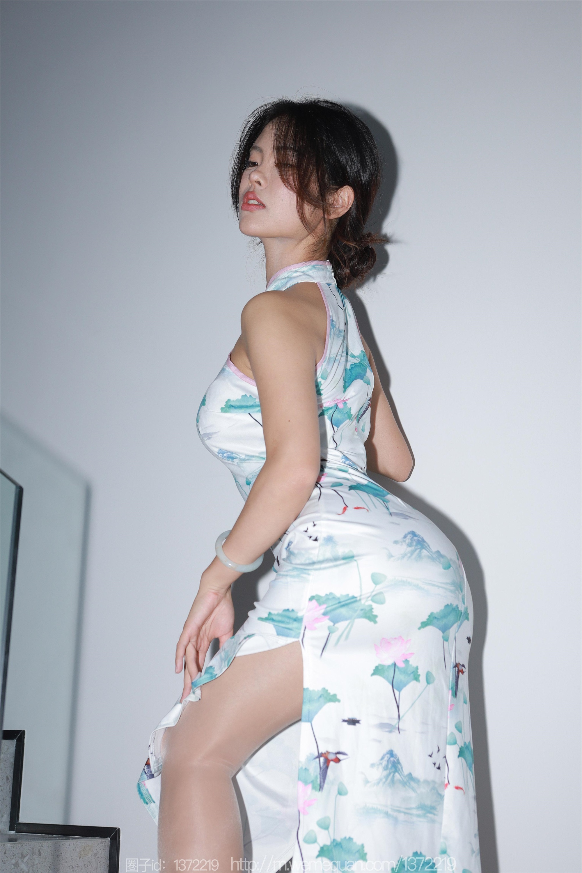 IESS异思趣向  2023.08.07 丝享家 1500 兔兔《欲望旗袍》